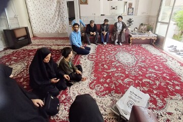 تجدید میثاق با آرمان‌های شهدای جبهه مقاومت و ادای احترام به مقام شهید «رضا حسینی»