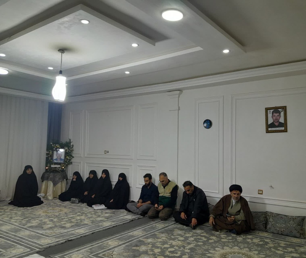 تجلیل از صلابت دختران شهدای جنگ رمضان در آیین روز دختر با حضور  مدیر حوزه های علمیه خواهران لرستان