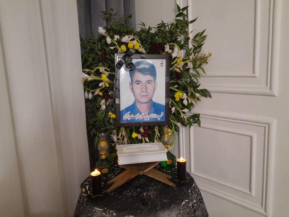 تجلیل از صلابت دختران شهدای جنگ رمضان در آیین روز دختر با حضور  مدیر حوزه های علمیه خواهران لرستان