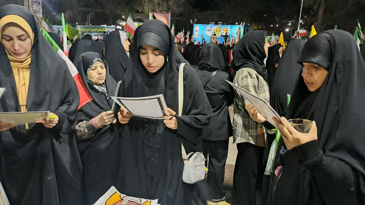 استمرار فعالیتهای جهادی مدارس علمیه خواهران لرستان در در هفته هفتم جنگ تحمیلی سوم