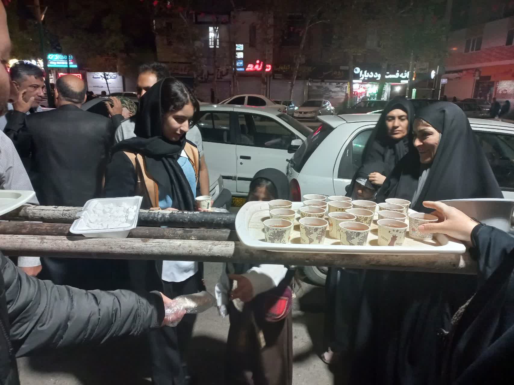 استمرار فعالیت‌های جهادی مدارس علمیه خواهران لرستان در در هفته هفتم جنگ تحمیلی سوم