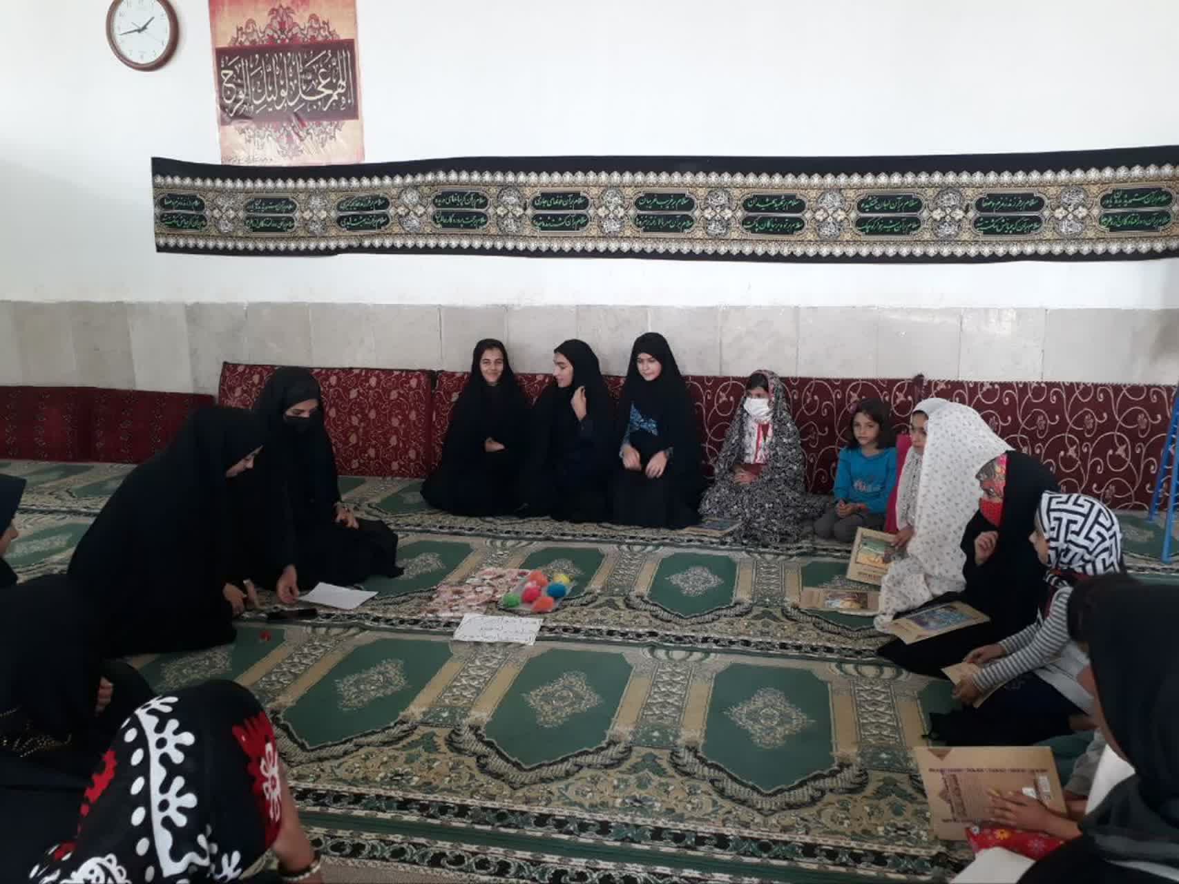 استمرار فعالیتهای جهادی مدارس علمیه خواهران لرستان در در هفته هفتم جنگ تحمیلی سوم