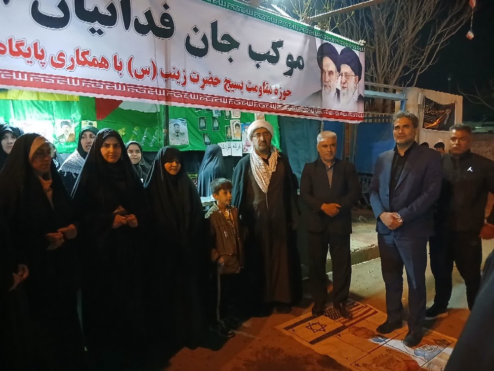 استمرار فعالیت‌های جهادی طلاب و کادر مدارس علمیه خواهران لرستان در در هفته هفتم جنگ تحمیلی سوم