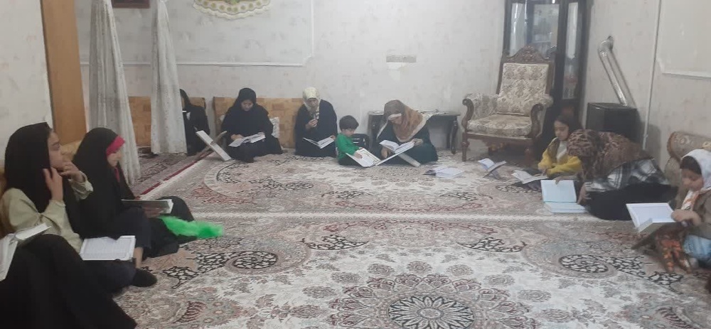 استمرار فعالیت‌های جهادی طلاب و کادر مدارس علمیه خواهران لرستان در در هفته هفتم جنگ تحمیلی سوم