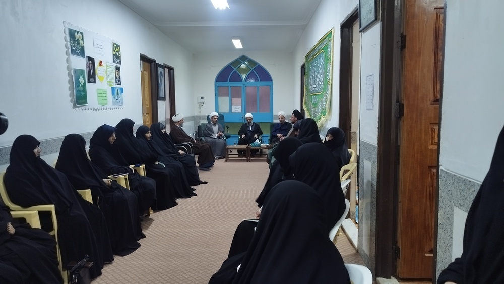 ورود به حوزه علمیه یکی از فرصت‌های استثنایی است/ انقلاب اسلامی؛ تنها گفتمان تمدنی که در مقابل ظلم ایستاده است