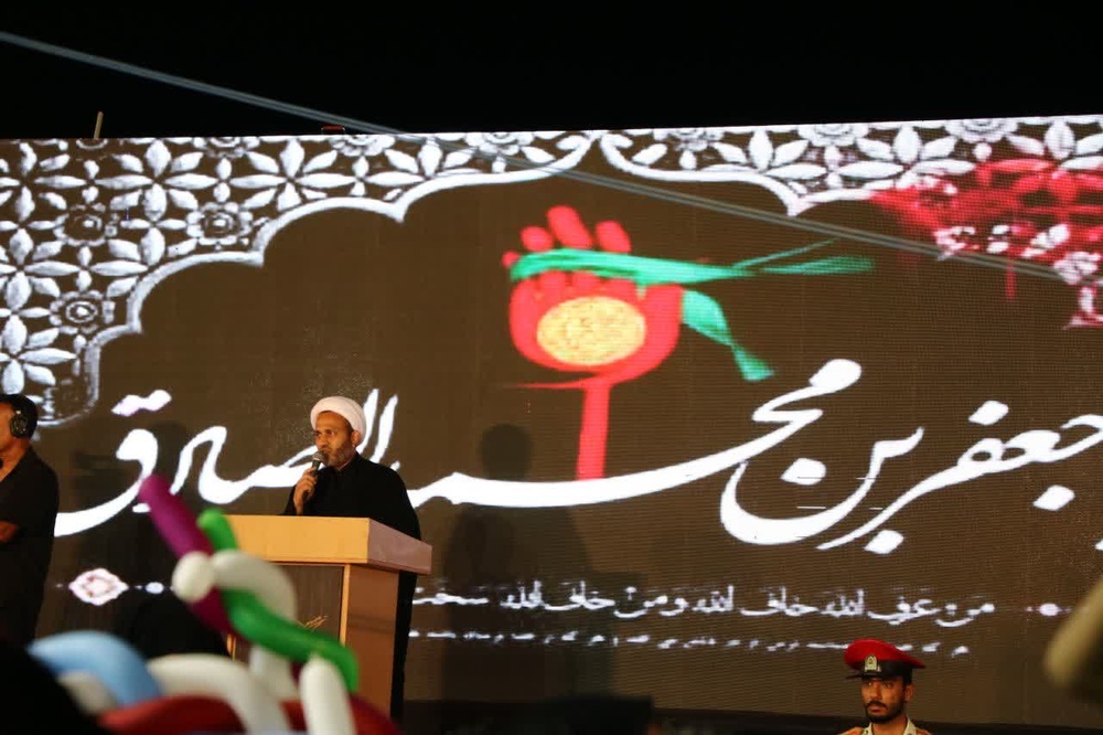 مراسم چهلم شهدای مدرسه شجره طیبه میناب برگزار شد