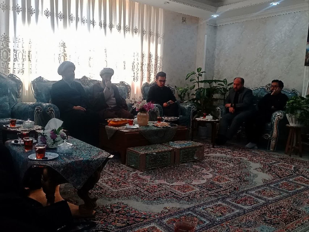 دیدار با خانواده شهدا جنگ رمضان