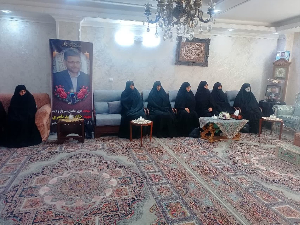 دیدار با خانواده شهدا جنگ رمضان