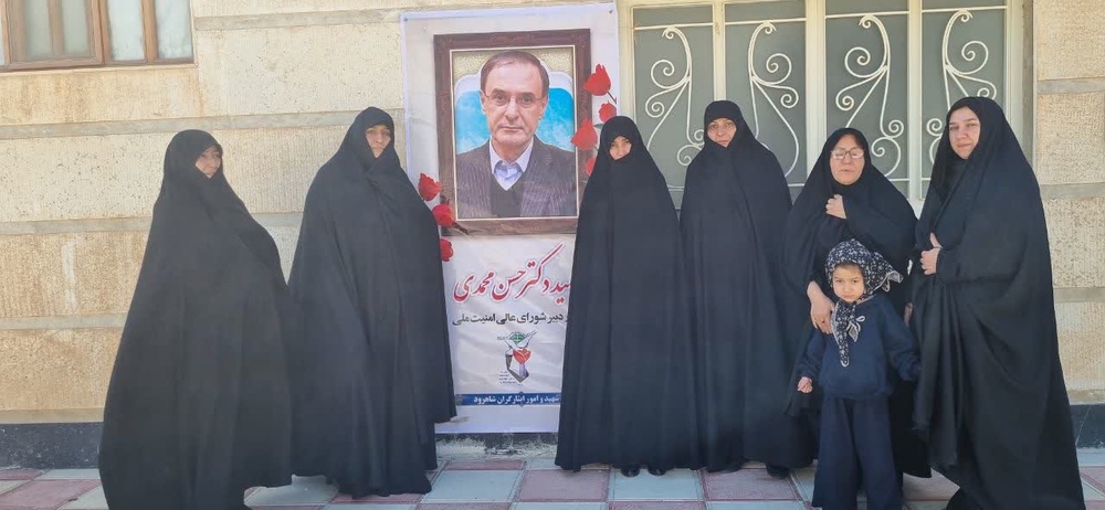 دیدار با خانواده شهدا جنگ رمضان