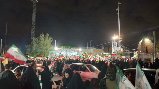 فعالیت قرارگاه مشکوه اندیشه در میدان خراسان تهران