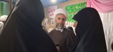 تصاویر/ بازدید مدیر حوزه های علمیه خواهران از موکب خواهران طلبه در کنگان