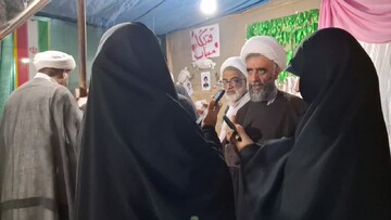 تصاویر/ بازدید مدیر حوزه های علمیه خواهران از موکب خواهران طلبه در کنگان