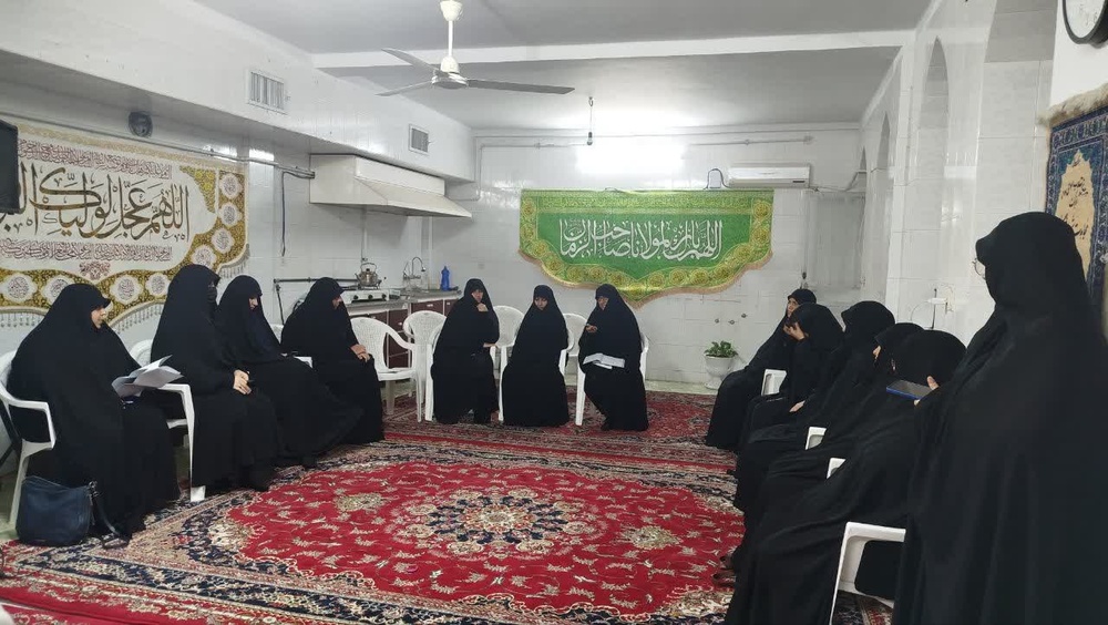 بازدید مدیر حوزههای علمیه خواهران و هیئت همراه از مدرسه علمیه حضرت نرگس(س) جهرم
