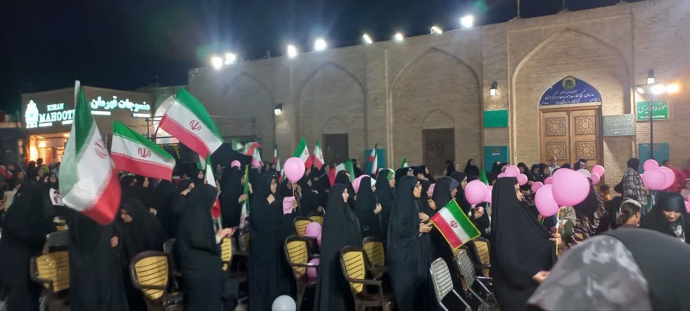 طنین نشاط و معنویت در اجتماع «دختران آفتاب» یزد