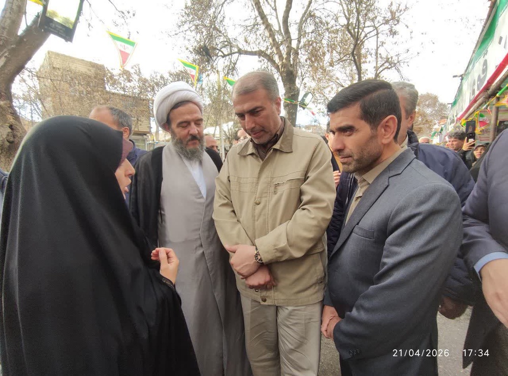 بازدید امام جمعه بیجار و مدیرکل آموزش و پرورش کردستان از موکب ایران قوی بیجار سربلند
