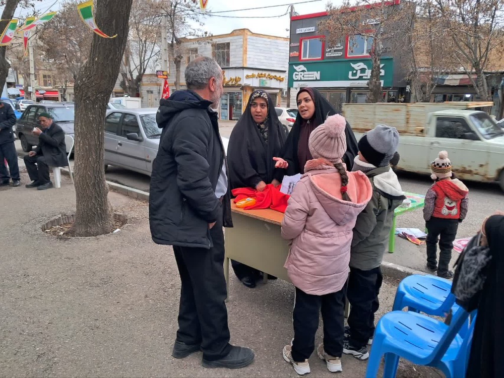 برگزاری ویژهبرنامههای دانشآموزی در موکب ایران قوی بیجار سربلند