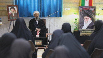 تصاویر/ سفر استانی مدیر حوزه‌های علمیه خواهران به استان بوشهر