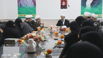 تصاویر/ سفر استانی مدیر حوزه‌های علمیه خواهران به استان بوشهر