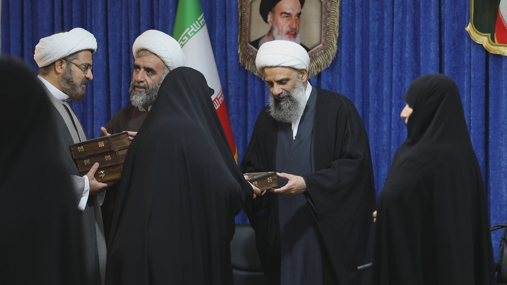 تصاویر/ سفر استانی مدیر حوزه‌های علمیه خواهران به استان بوشهر