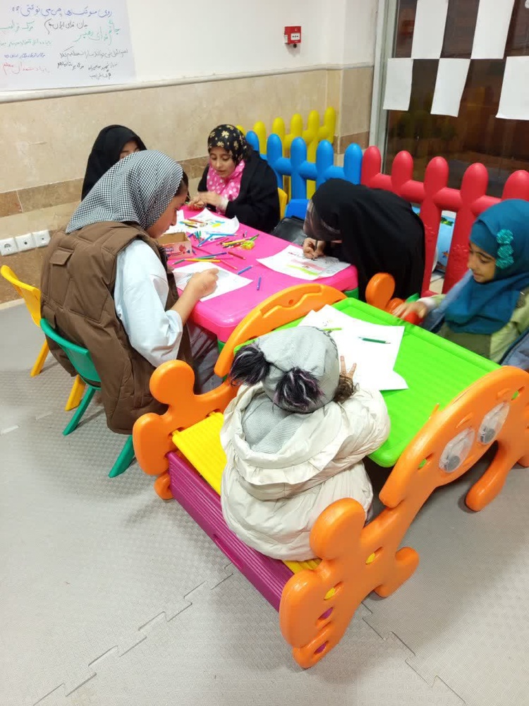 نگاهی به فعالیت‌های طلاب لرستانی در دهه ششم جنگ تحمیلی سوم در مواکب و محافل استانی