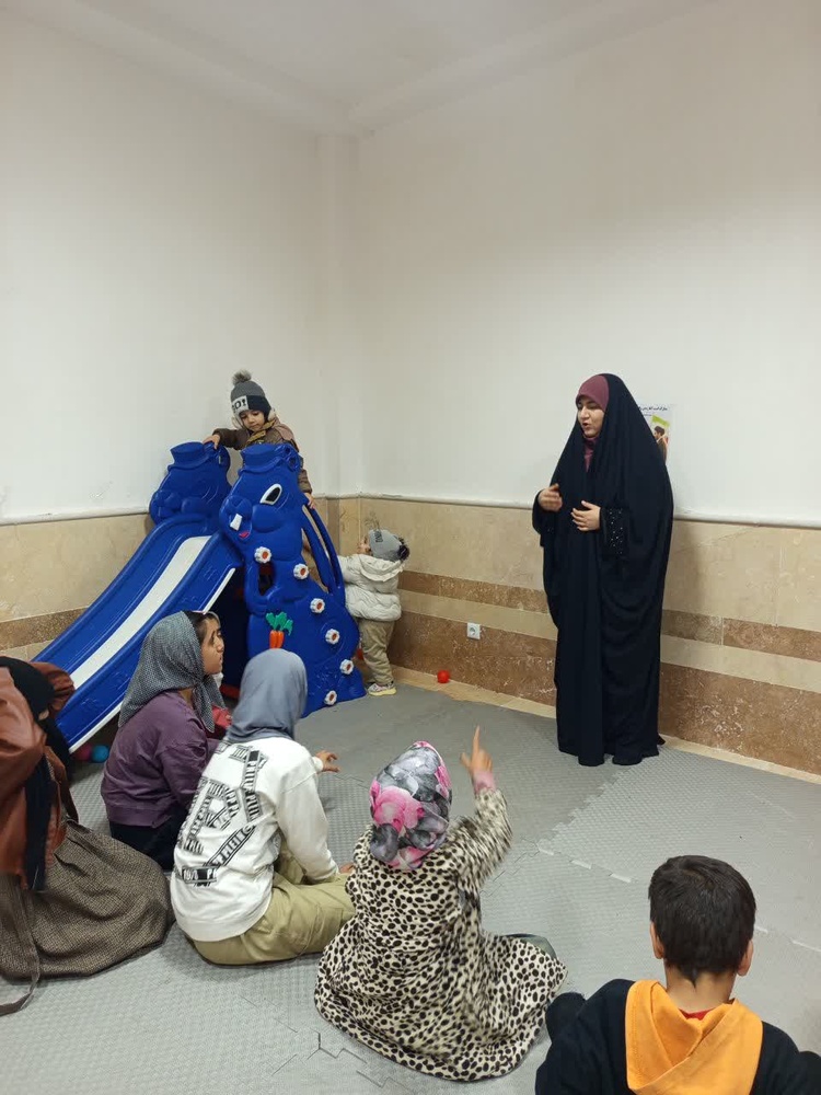 نگاهی به فعالیت‌های طلاب لرستانی در دهه ششم جنگ تحمیلی سوم در مواکب و محافل استانی