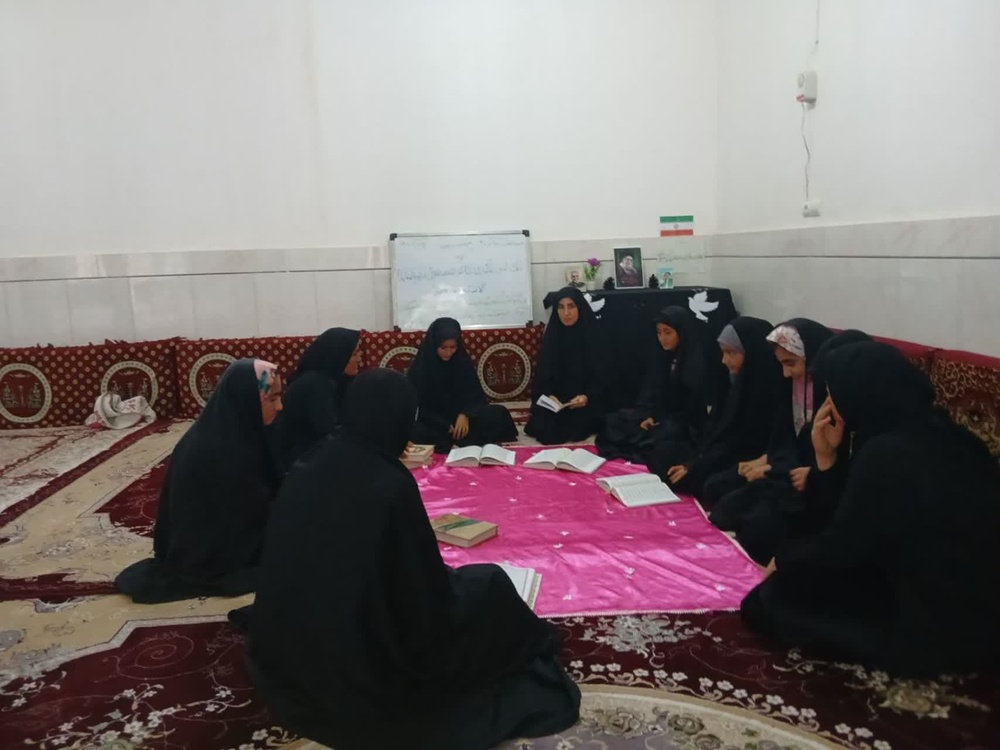 نگاهی به فعالیت‌های طلاب لرستانی در دهه ششم جنگ تحمیلی سوم در مواکب و محافل استانی