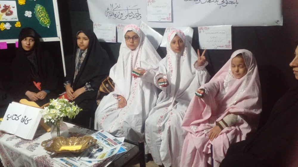 نگاهی به فعالیت‌های طلاب لرستانی در دهه ششم جنگ تحمیلی سوم در مواکب و محافل استانی