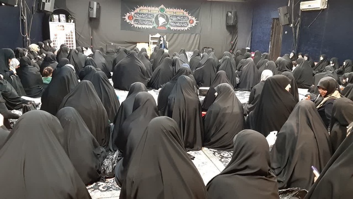الگوی سوم زن مسلمان در طرح رهبر شهید انقلاب، باید مرجع حرکت‌های بانوان باشد
