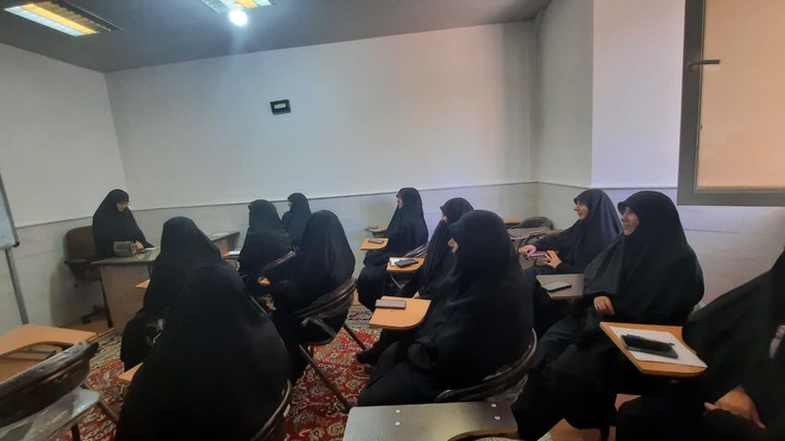 کارگاه آموزش کمک‌های اضطراری اولیه ویژه کادر مدارس علمیه سمنان