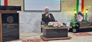 تصایر/ مراسم تجلیل از اساتید حوزه علمیه خواهران در کنگان