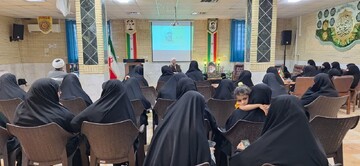 تصایر/ مراسم تجلیل از اساتید حوزه علمیه خواهران در کنگان