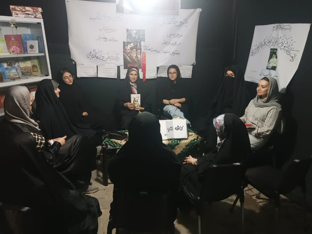 فعالیت‌های طلاب لرستانی در دهه هفتم جنگ تحمیلی سوم در مواکب و محافل سراسر استان 