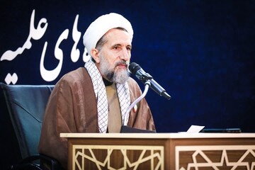 برگزاری آیین تجلیل از اساتید حوزه علمیه خواهران قزوین