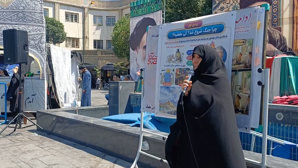 فعالیت طلاب جهادی قرارگاه مجتمع آموزش علوم اسلامی کوثر در بازار بزرگ تهران