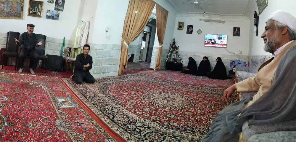 دیدار گروه تفقد مدیریت حوزه های علمیه خواهران استان سیستان و بلوچستان، با خانواده شهید والا مقام حمیدرضا نمرودی 