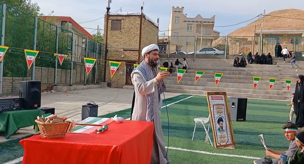 موکب سیار ایران قوی، بیجار سربلند با برنامه‌های فرهنگی و تربیتی در توپ‌آغاج برپا شد