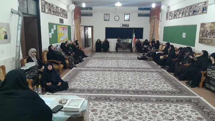 نشست تبیینی «طلیعه دارانِ نور»