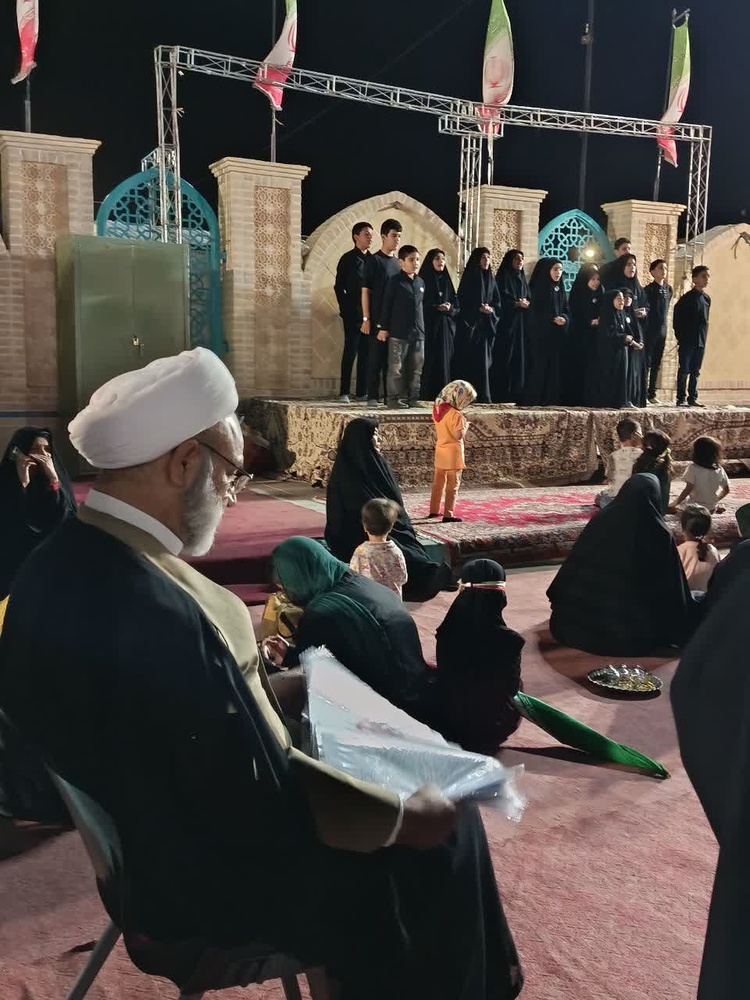 بازدید مدیر حوزه علمیه خواهران استان یزد از موکب «قائد امت»