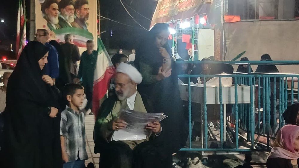 بازدید مدیر حوزه علمیه خواهران استان یزد از موکب «قائد امت»