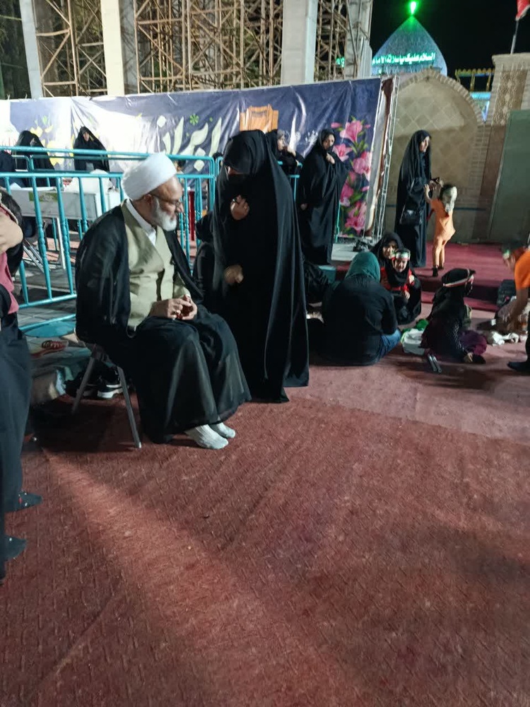 بازدید مدیر حوزه علمیه خواهران استان یزد از موکب «قائد امت»