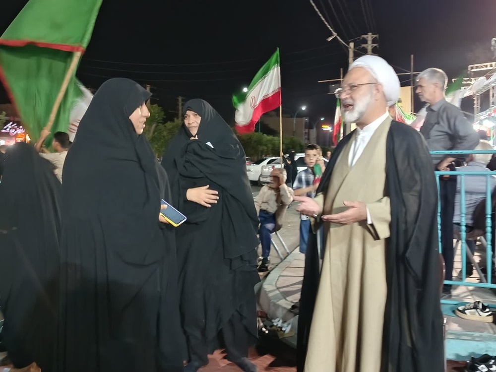 بازدید مدیر حوزه علمیه خواهران استان یزد از موکب «قائد امت»