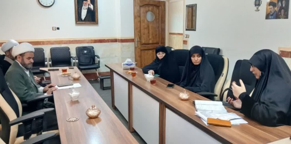 برگزاری نشست نظام مراقبت اجتماعی از اطفال و نوجوانان در قروه