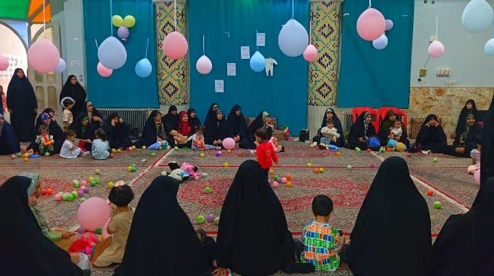 همایش «نبض آینده»؛ میثاق مادران یزدی با آرمان‌های رهبر شهید در روز ملی جمعیت