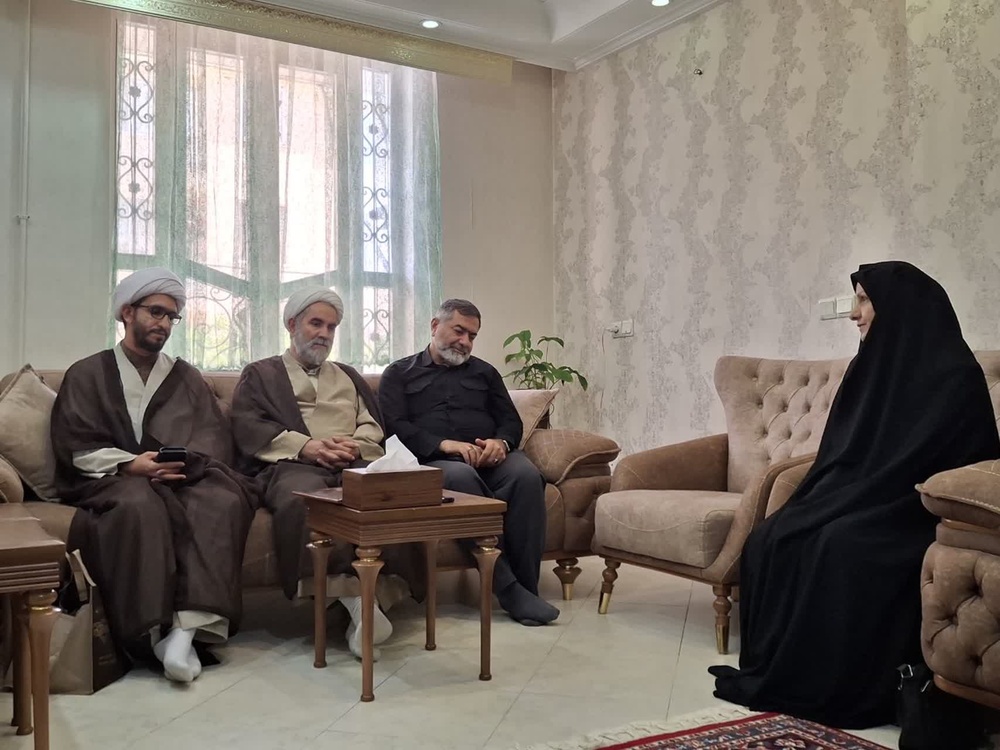 دیدار با خانواده بسیجی شهید حمید رنجبر