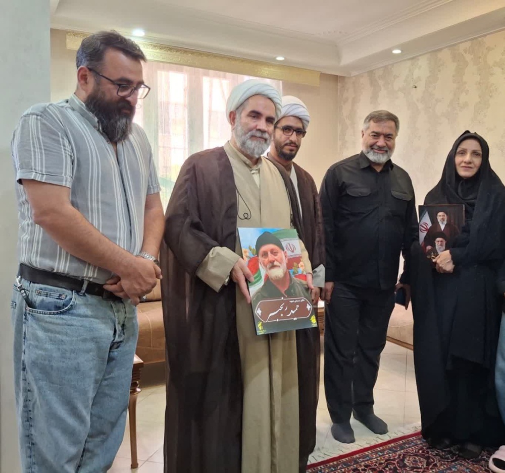 دیدار با خانواده بسیجی شهید حمید رنجبر