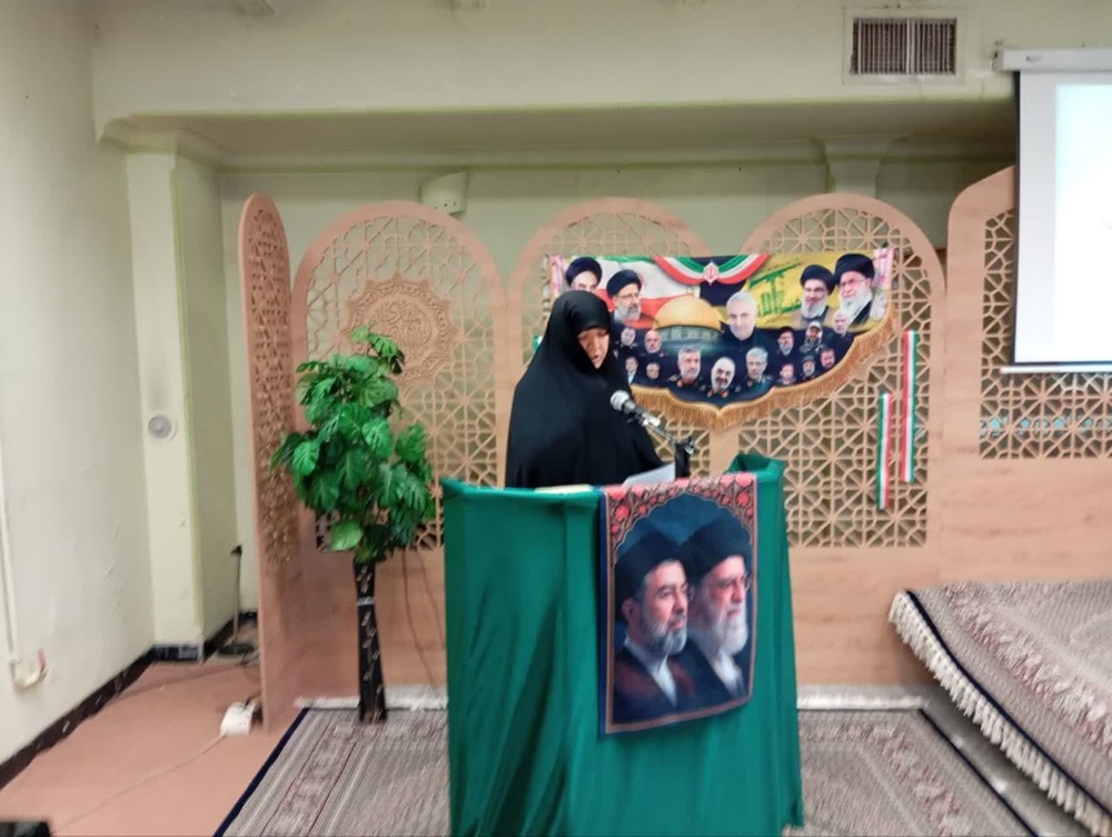 دیدار با پژوهشگران و تبیین رسالت حوزه‌های علمیه خواهران