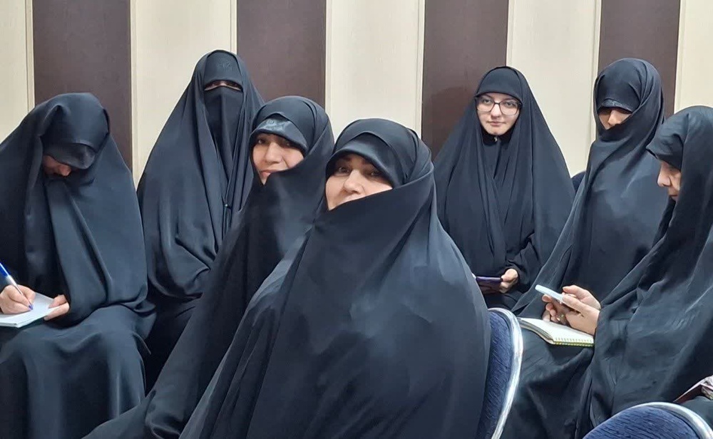نشست معاونین ستادی با معاونین مدارس علمیه خواهران استان تهران