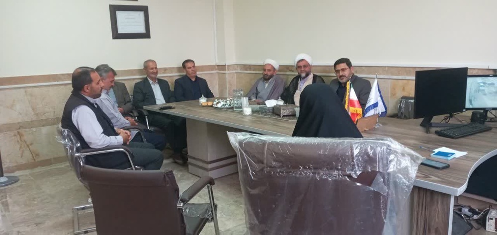 بازدید معاونان مرکز مدیریت حوزه‌های علمیه خواهران از مدرسه علمیه فاطمیه درگزین و تأکید بر نقش هیئت امنا