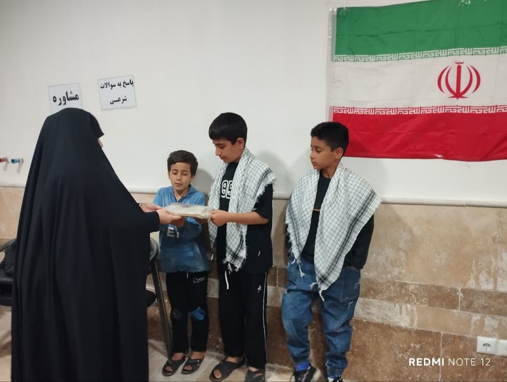 فعالیت‌های طلاب خواهر شهرستان الشتر در هفته دوازدهم جنگ تحمیلی سوم