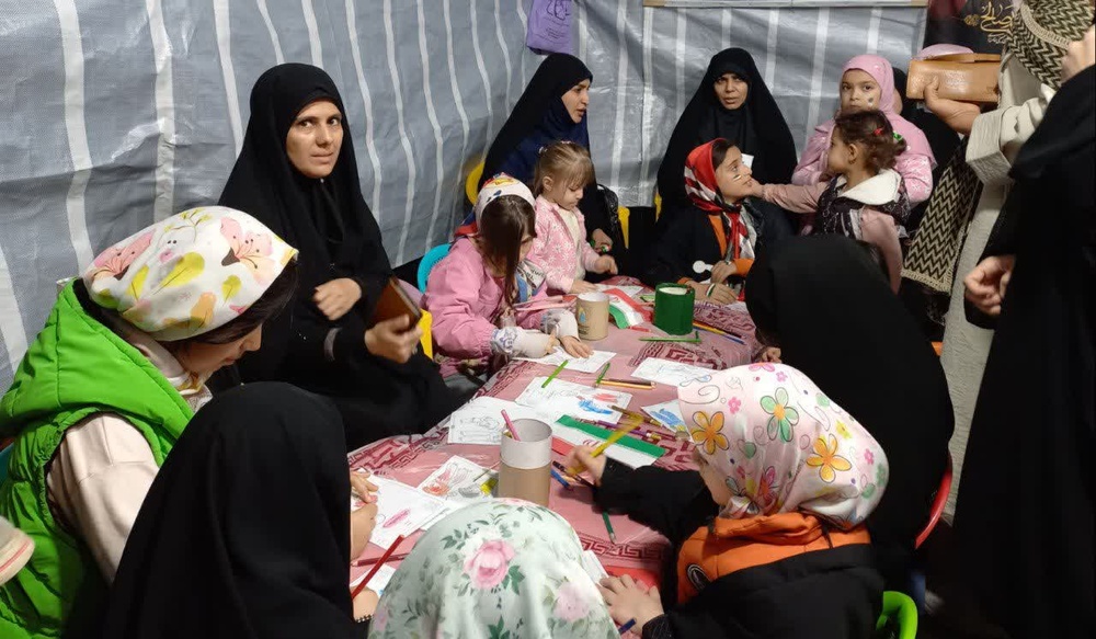 فعالیت‌های طلاب خواهر شهرستان بروجرد در هفته دوازدهم جنگ تحمیلی سوم